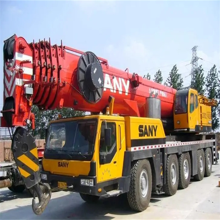 中江300吨吊车能吊多重